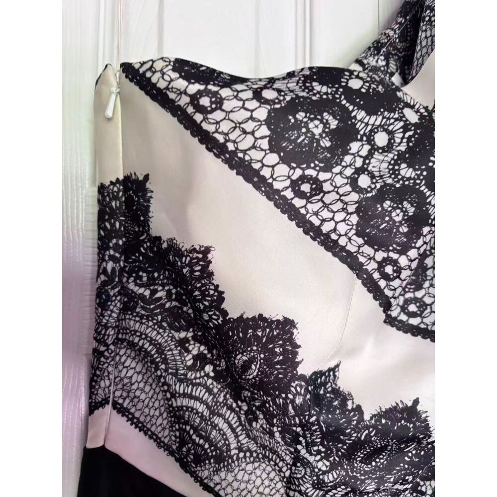 Carolina Herrera Silk Knee-Length Dress Size: US 8 - Picture 14 of 15